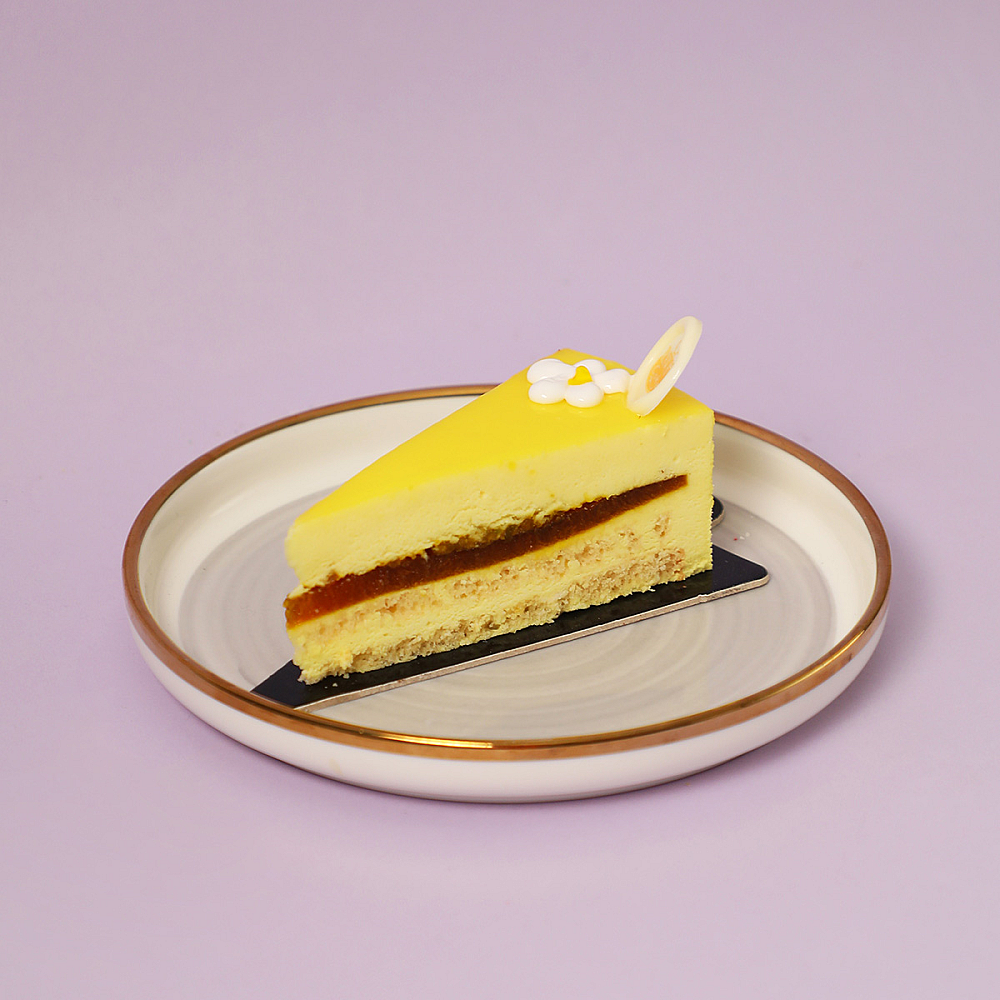 Lemon Mousse Cake