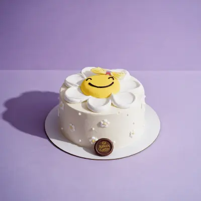 Smiling Daisy Mini Cake